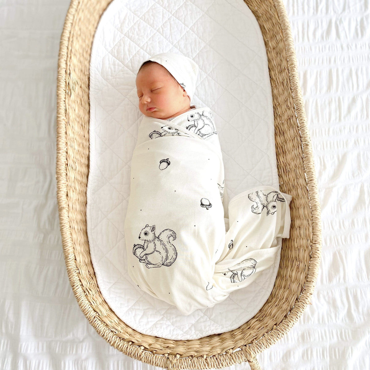 CMC GOLD - Swaddle Set | Little Squirrel