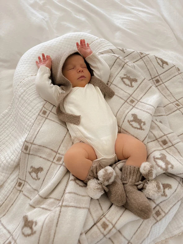 Pop Ya Tot - Knitted Blanket | The Rocking Horse
