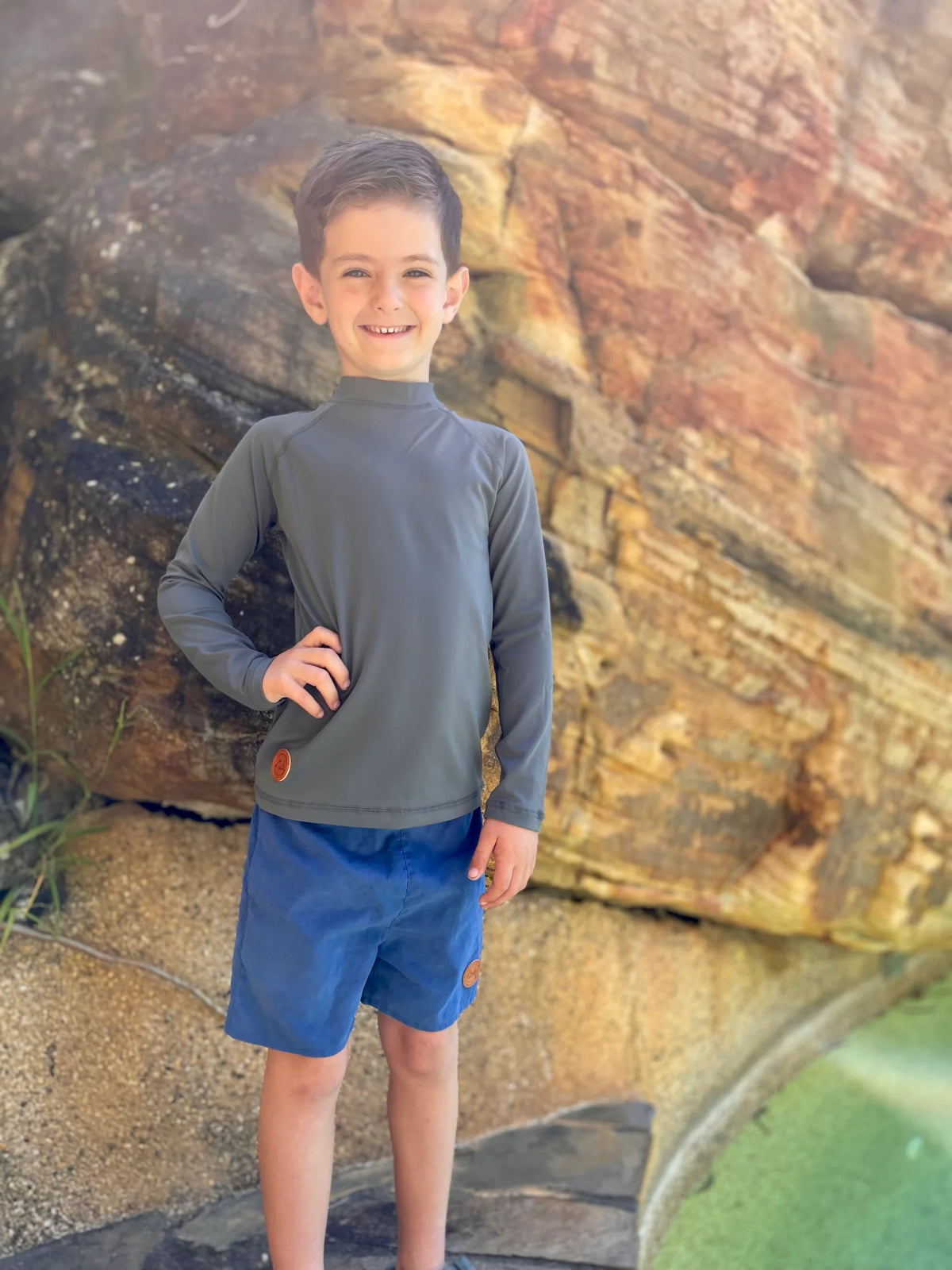 Kicky Swim - Rashguard Top | Charcoal