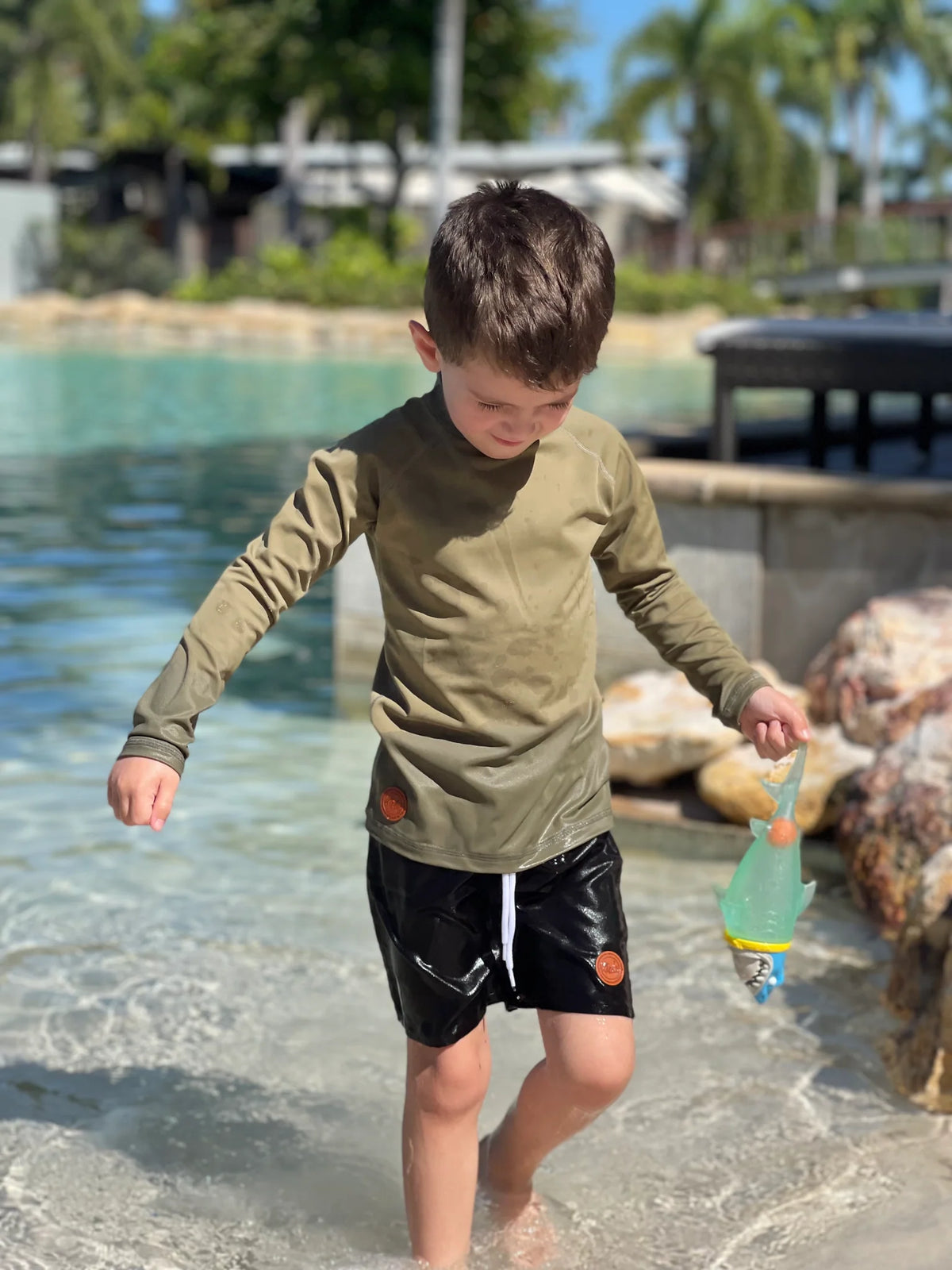 Kicky Swim - Rashguard Top | Khaki Olive