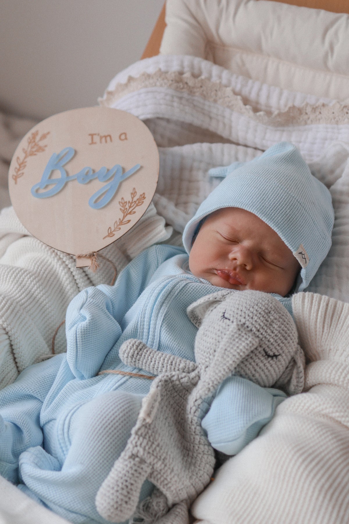 3 Little Crowns - Double Sided Gender Reveal Plaque