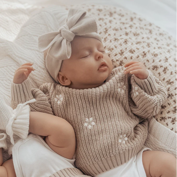 3 Little Crowns - Knitted Topknot | Mushroom