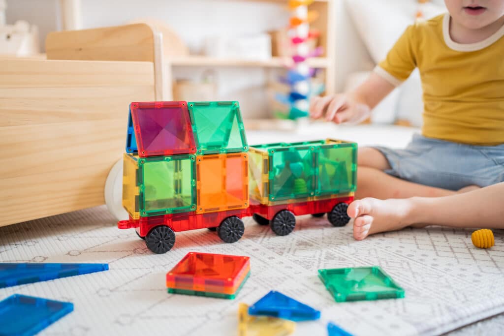 Connetix Tiles - 24 Piece Rainbow Motion Pack