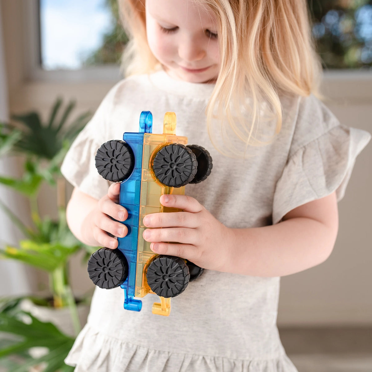 Connetix Tiles - 2 Piece Bright Car Pack