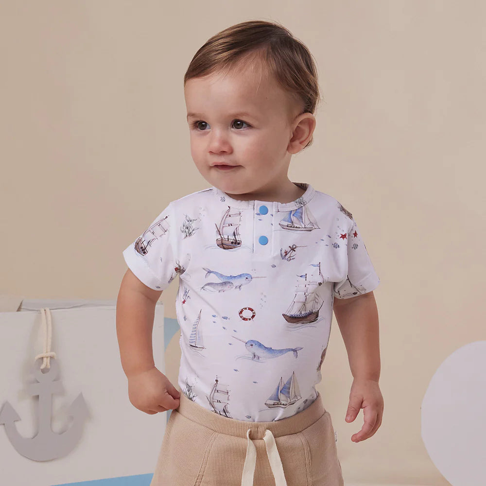 Snuggle Hunny Kids - Short Sleeve Organic Bodysuit | Set Sail