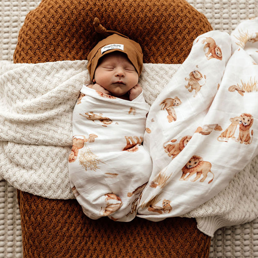 Snuggle Hunny Kids - Organic Muslin Wrap | Lion
